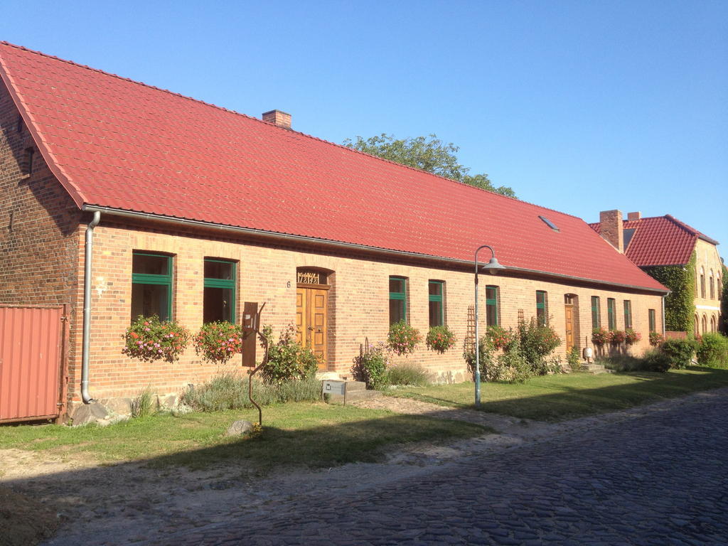 Pension Kunsthof Dahrenstedt Eksteriør bilde